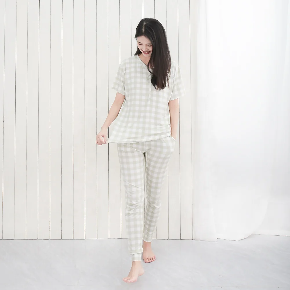 Soft bamboo pajamas for baby girls in stock, perfect for B2B wholesale. Premium quality sleepwear for retailers and boutiques.