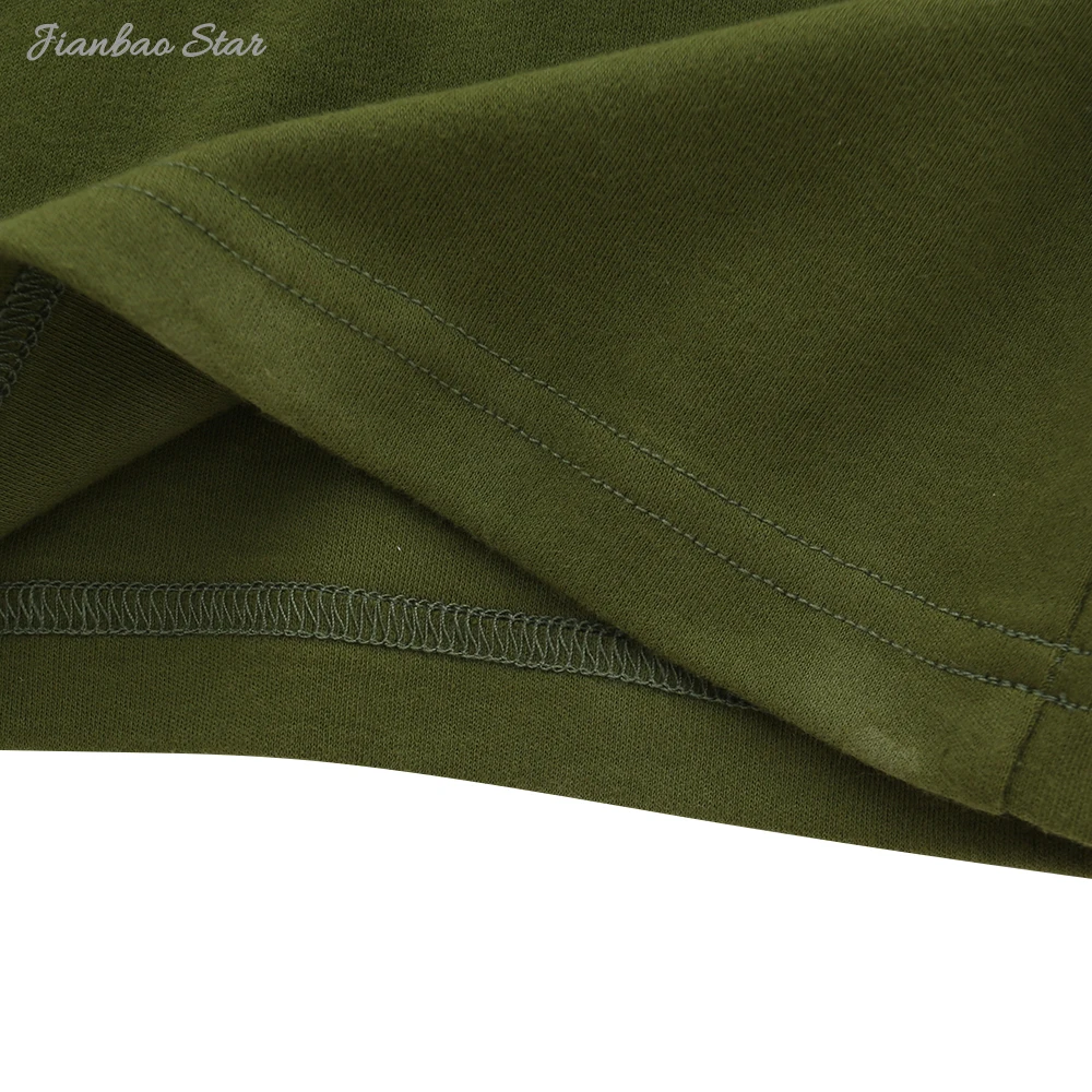 Eco-friendly bamboo baby clothes in bulk for wholesale; sustainable, soft, and ideal for retailers seeking premium infant apparel.