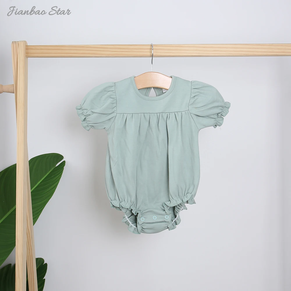 High-quality custom bamboo baby pajamas in bulk for B2B wholesale; eco-friendly, soft, and ideal for retailers seeking sustainable options.