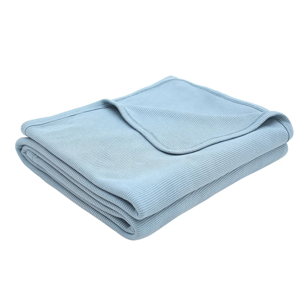 Bamboo baby romper in soft, eco-friendly fabric, ideal for B2B wholesalers seeking sustainable, high-quality baby clothing solutions.