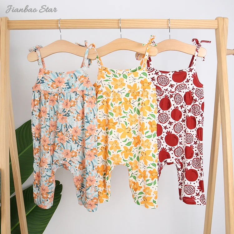 New Design High Quality 100% Cotton Beautiful Pattern Casual Style Buttons Condole Belt Baby Clothes Baby Rompers